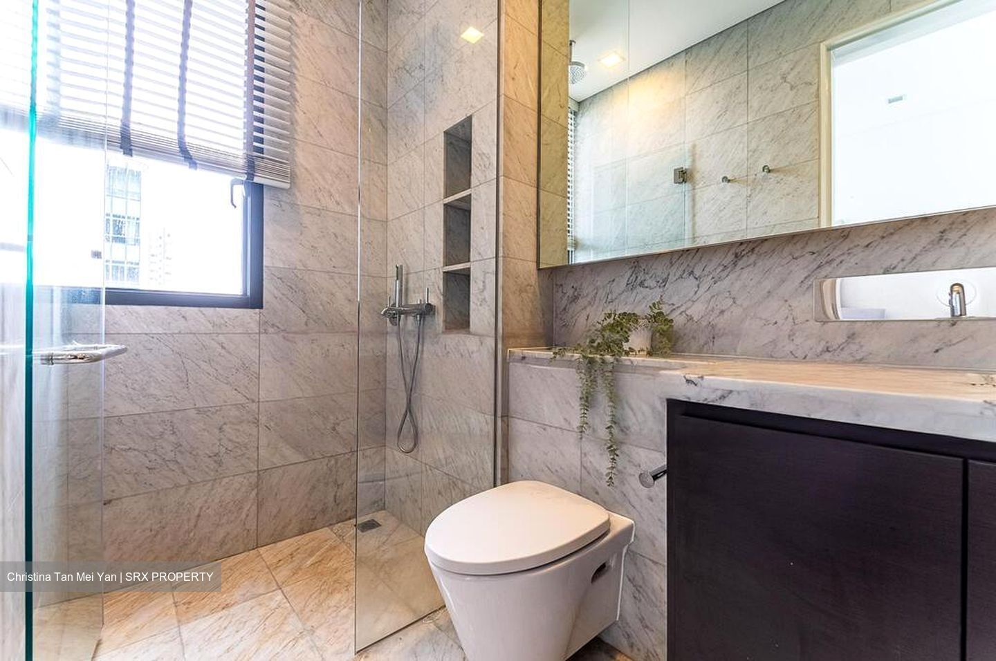 Sui Generis (D10), Condominium #445722671